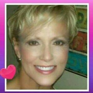 Meet your Posher, Gia